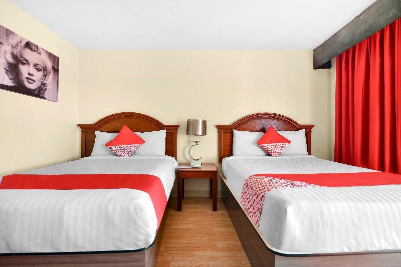 Oyo Hotel San Antonio Lackland Near Seaworld Екстер'єр фото