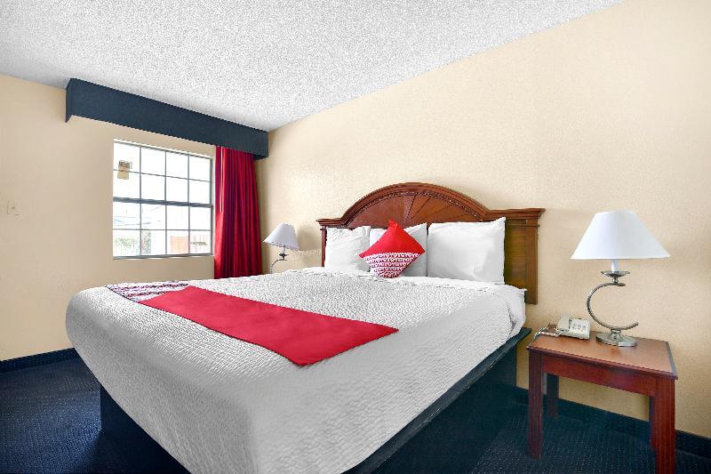 Oyo Hotel San Antonio Lackland Near Seaworld Екстер'єр фото